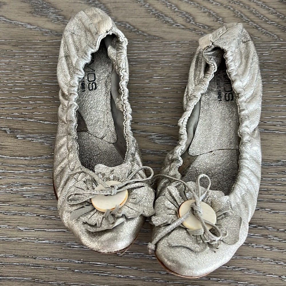 BOEMOS WOMAN FLATS - Picture 2 of 7
